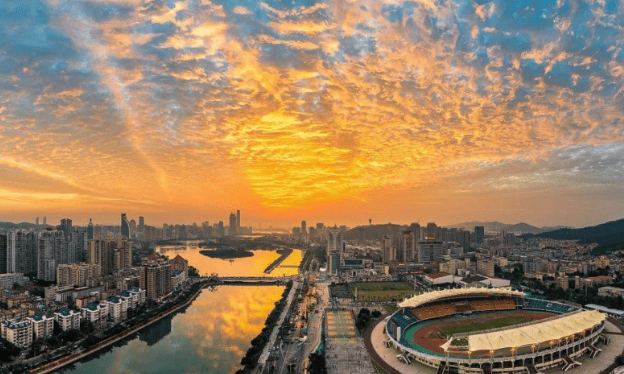 大陆始终寸步不让！马英九当众表态，国台办送上九字，不同寻常