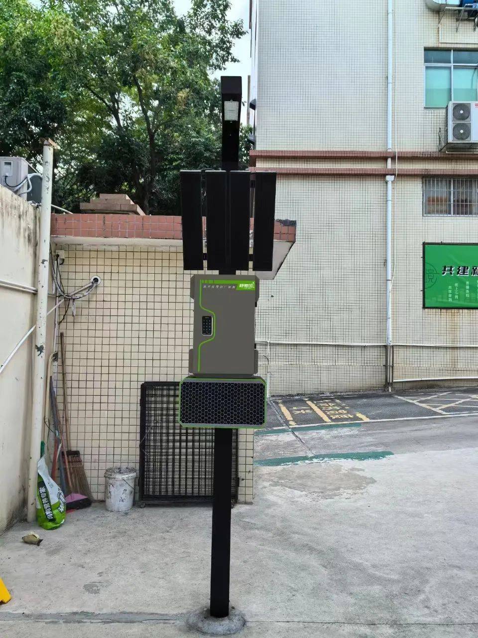 深圳20多个社区安装定向音响，高科技让广场舞不再扰民