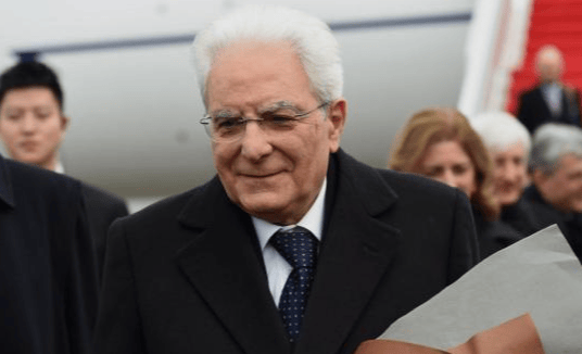 重磅！中美危急时刻，一尊贵人物突然来华，中方直接给了顶级待遇