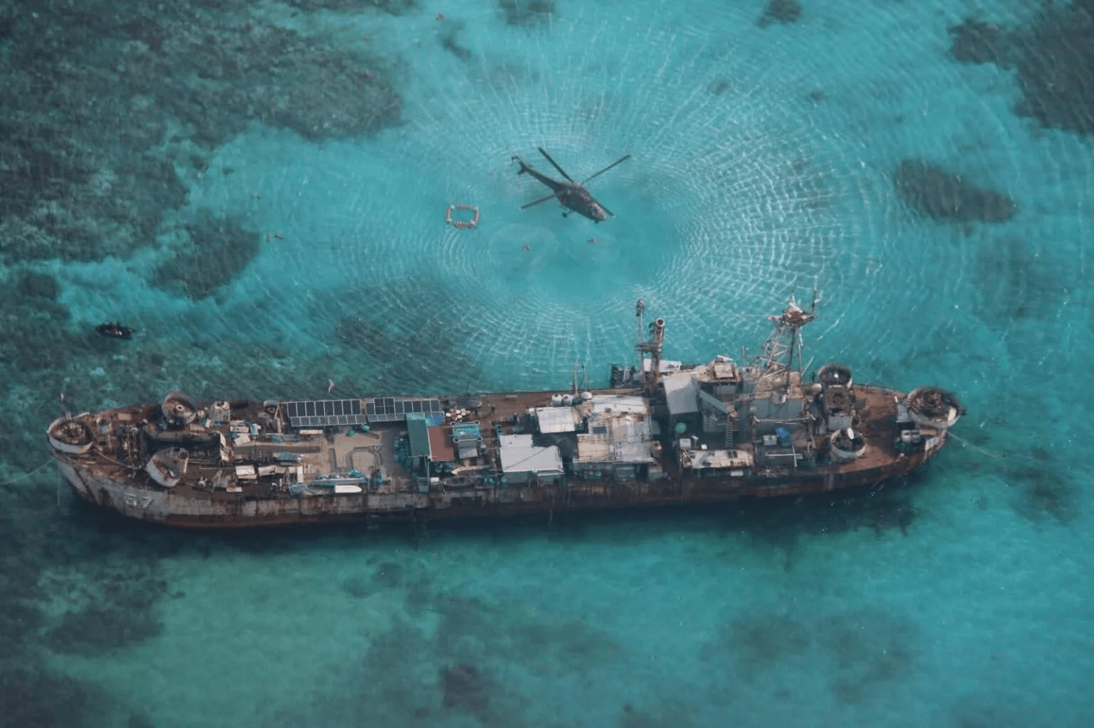 等菲律宾破船解体已经不可能？仁爱礁最新图像，给中国敲响了警钟