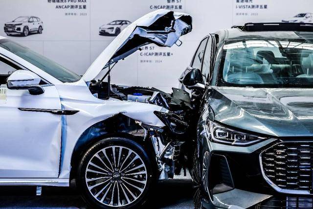 续航2369.915公里！中国车企再创吉尼斯世界纪录