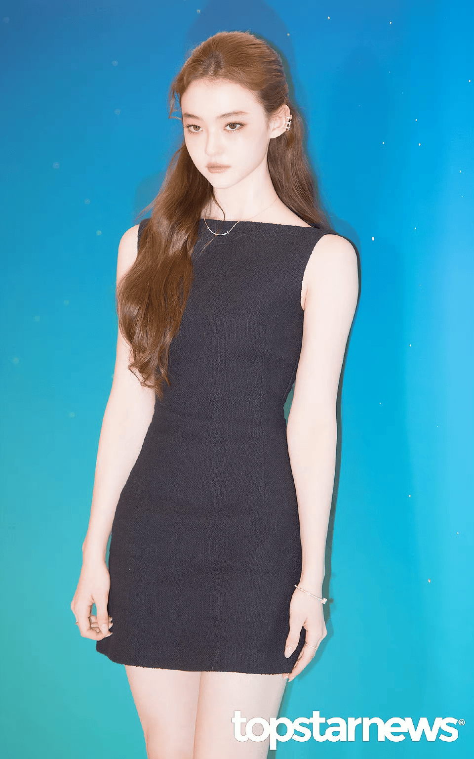 德韩混血造就“人间颜值奇迹”，被誉为小Jennie的Ella Gross出道即巅峰！