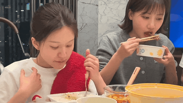 赵露思患病后首次更新视频！走路不稳惹人担忧