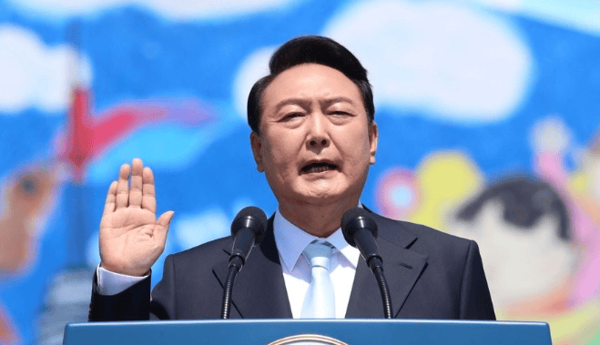 韩国内部大乱！尹锡悦最高判死刑？重磅人物罕见出山，中方态度坚决