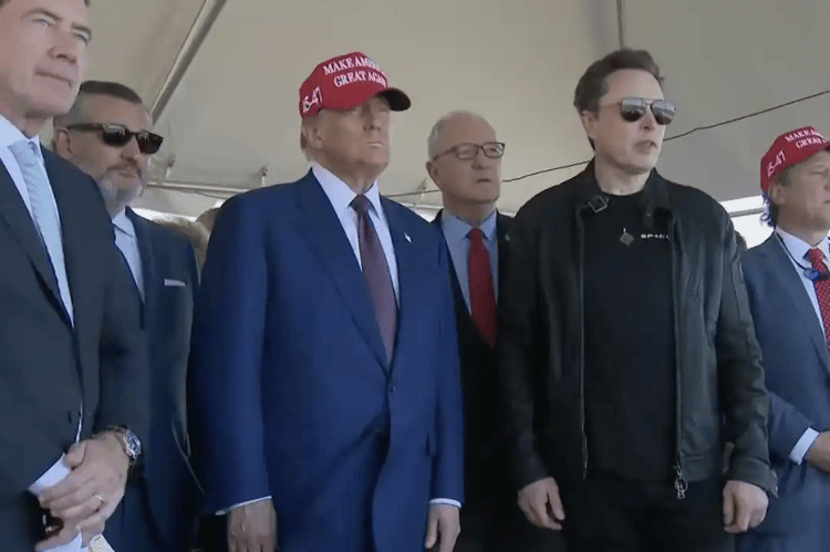 谣言，党争……滞留太空期间他俩经历了什么