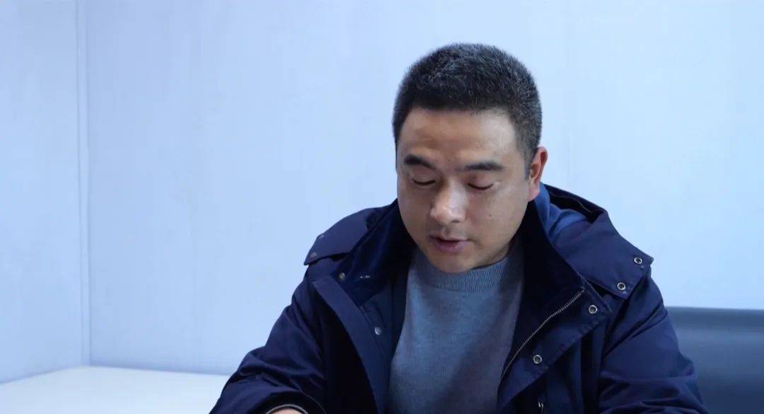 大山惊现6条裂缝，附近100多户居民害怕垮塌晚上不敢睡觉！和煤矿开采有关！当地回应……