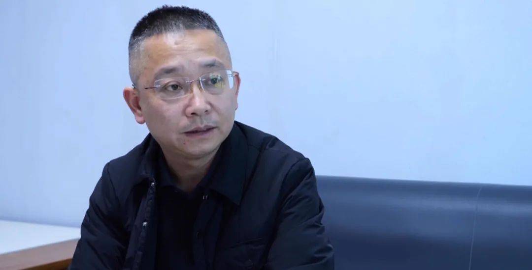 大山惊现6条裂缝，附近100多户居民害怕垮塌晚上不敢睡觉！和煤矿开采有关！当地回应……