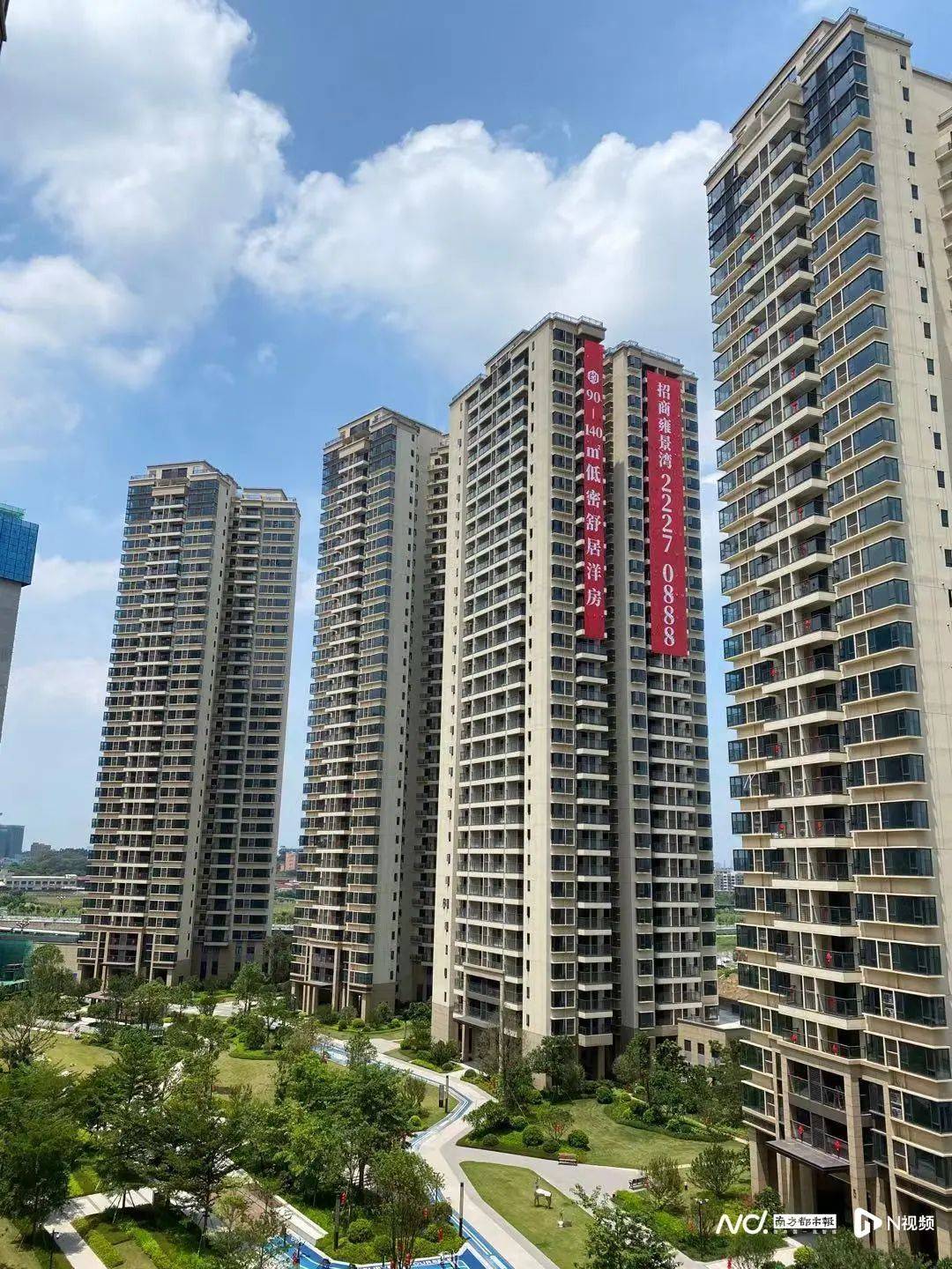 “深更半夜，又掉一大块下来”！广东一小区业主怒了