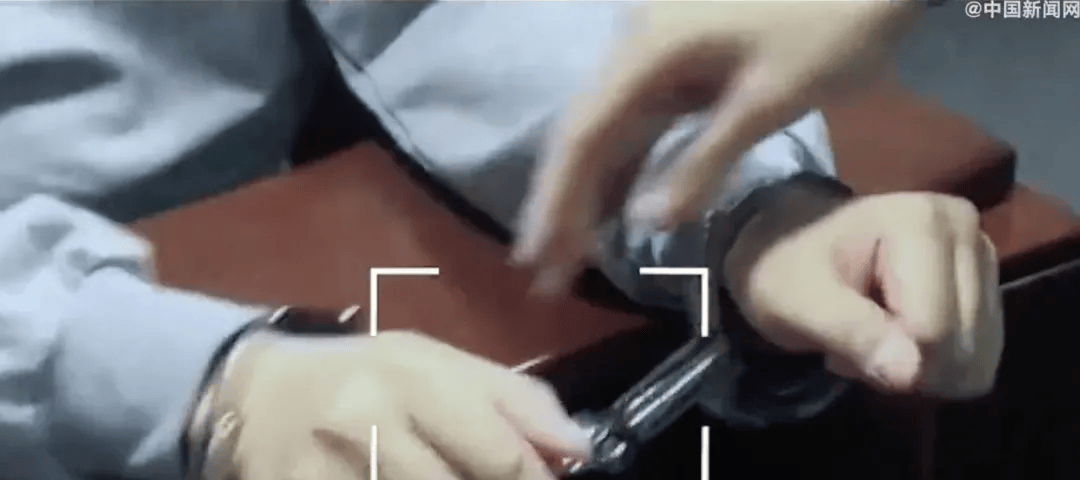 国家部委涉密会议现场，一声“吧嗒”，揪出潜伏间谍……