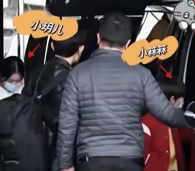 大S儿女回北京，张兰拉着小玥儿逛街，网友夸汪小菲好帅