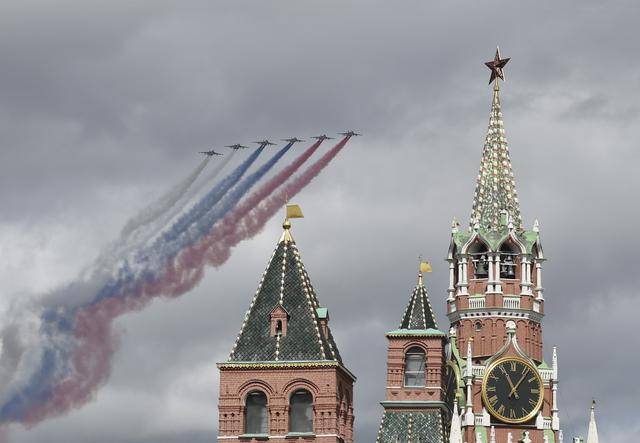 莫斯科举行纪念苏联伟大卫国战争胜利80周年阅兵式彩排