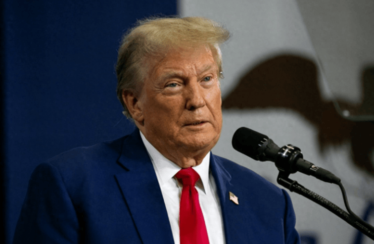 美国人心服口服，特朗普终于“认输”，中方大人物赴美，信号特殊