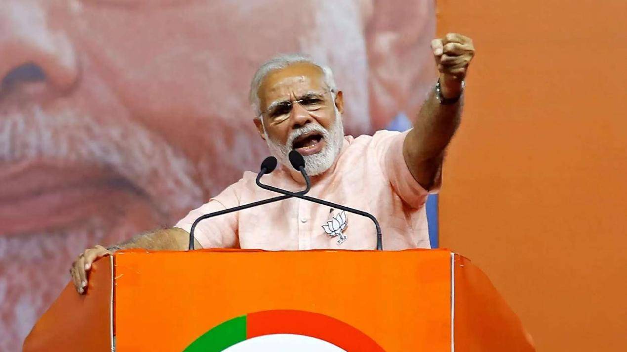 “红线”被突破！就在刚刚，巴基斯坦通告全国，130枚导弹蓄势待发