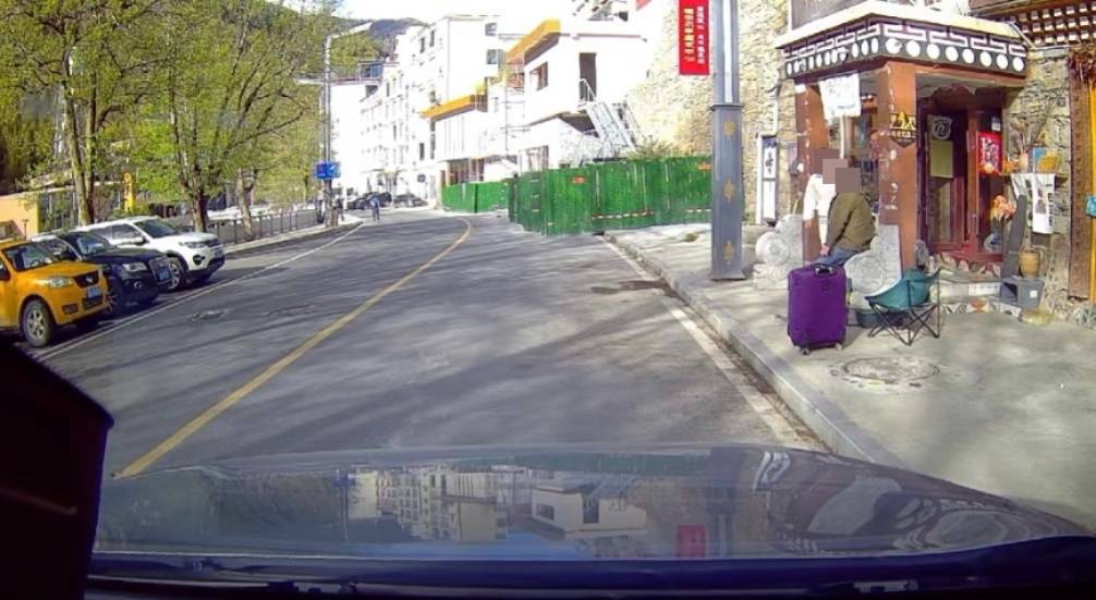 消息证实！他经抢救无效离世，第一天洗完澡后就出现身体不适……