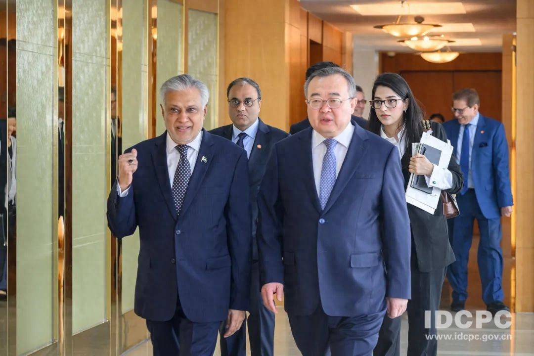 中联部部长刘建超：中方始终将巴基斯坦置于中国外交优先方向