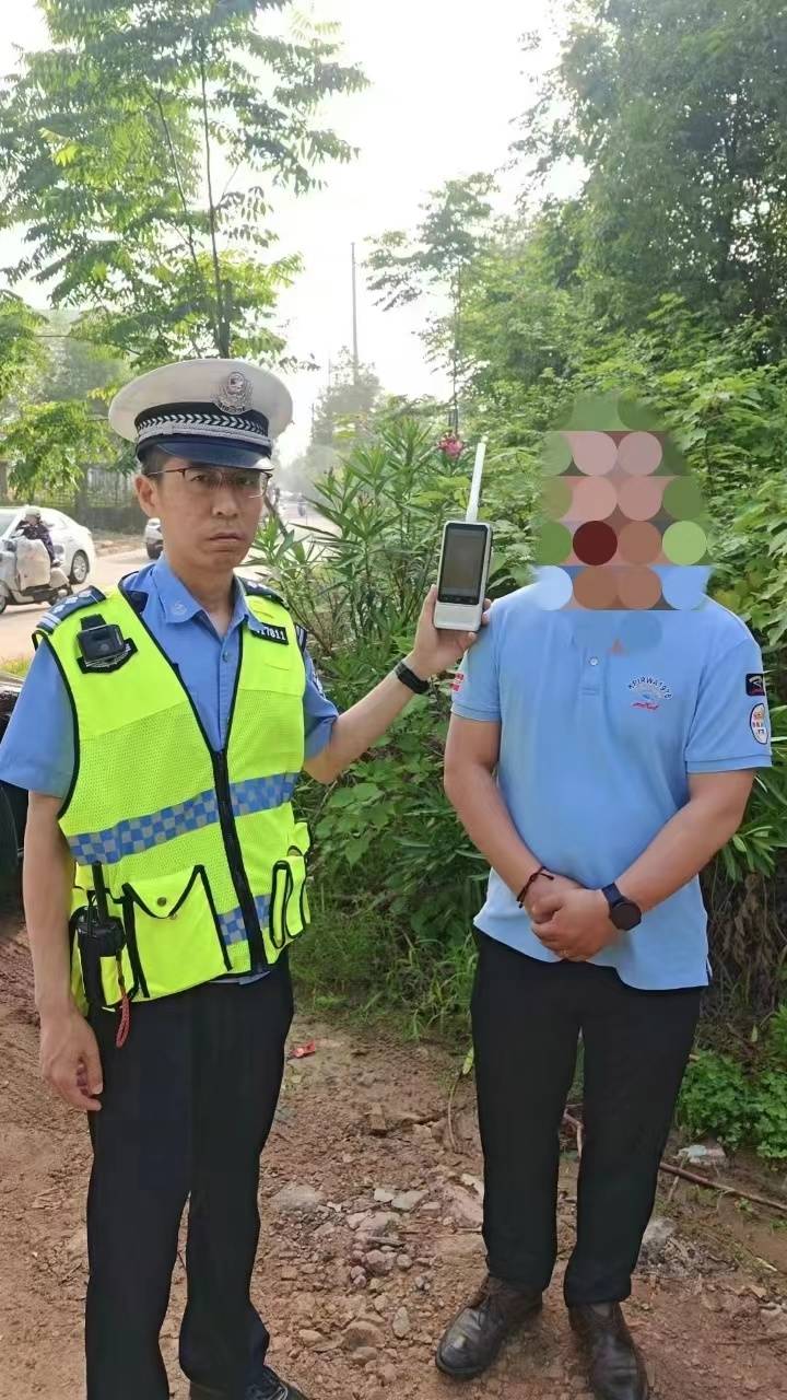 武汉交警查处多人“清晨酒驾”：他们熬夜喝酒，自以为酒精会很快代谢分解