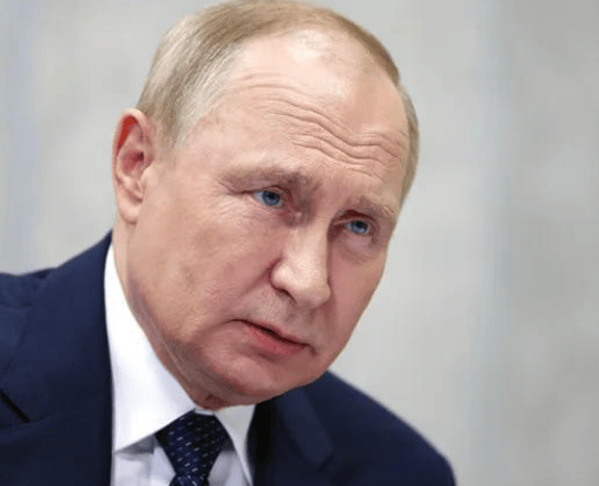 谁的面子都不给！普京不再忍耐，6字反问引爆全场，中方发出撤离通知