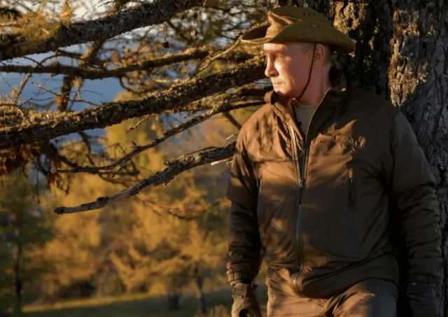 谁的面子都不给！普京不再忍耐，6字反问引爆全场，中方发出撤离通知