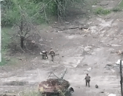 炸断腿还连着肉！乌克兰等6国宣布退出“禁止地雷条约”