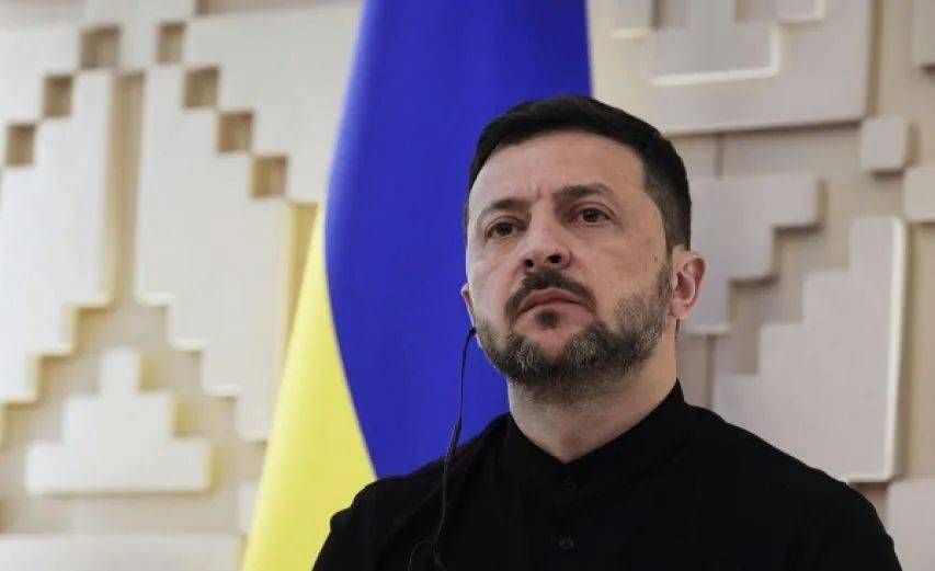 俄军狂推943平方公里，首次占领整个州！泽连斯基大祸临头了