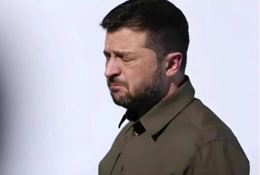 俄军狂推943平方公里，首次占领整个州！泽连斯基大祸临头了