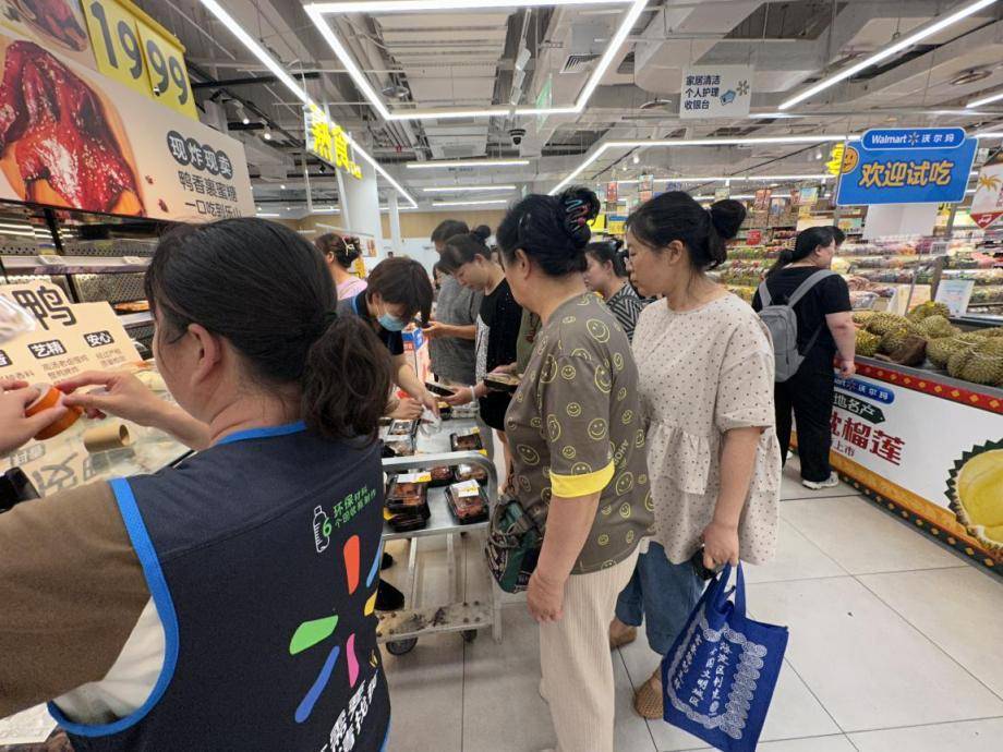 北京晚8点后的超市有多火爆？提醒：买“上头”反而没实惠