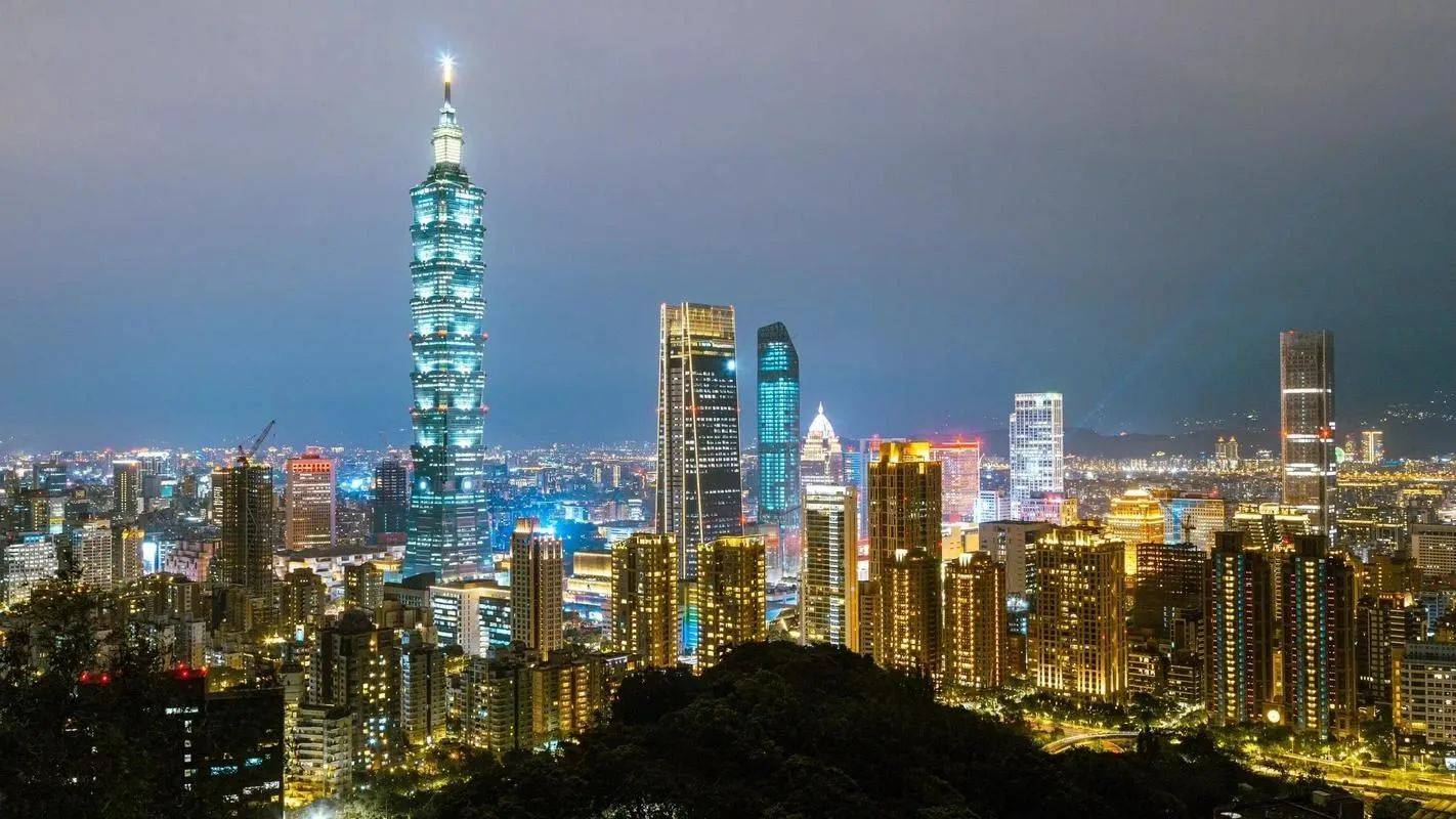 两岸统一再近一步！国台办突然宣布启用新航线，赖清德没资格谈条件