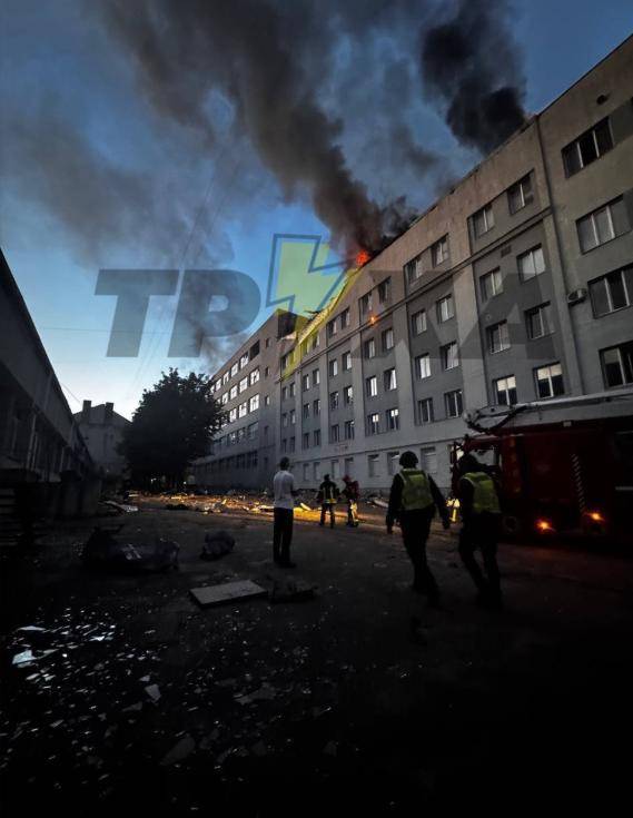 这招挺狠！俄军连续72小时轰炸乌克兰西部，要切断北约军援大动脉