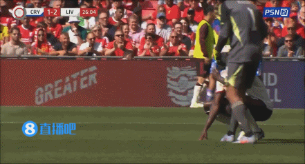 90分钟战报-利物浦2-2水晶宫进点球大战 埃基蒂克闪击弗林蓬建功