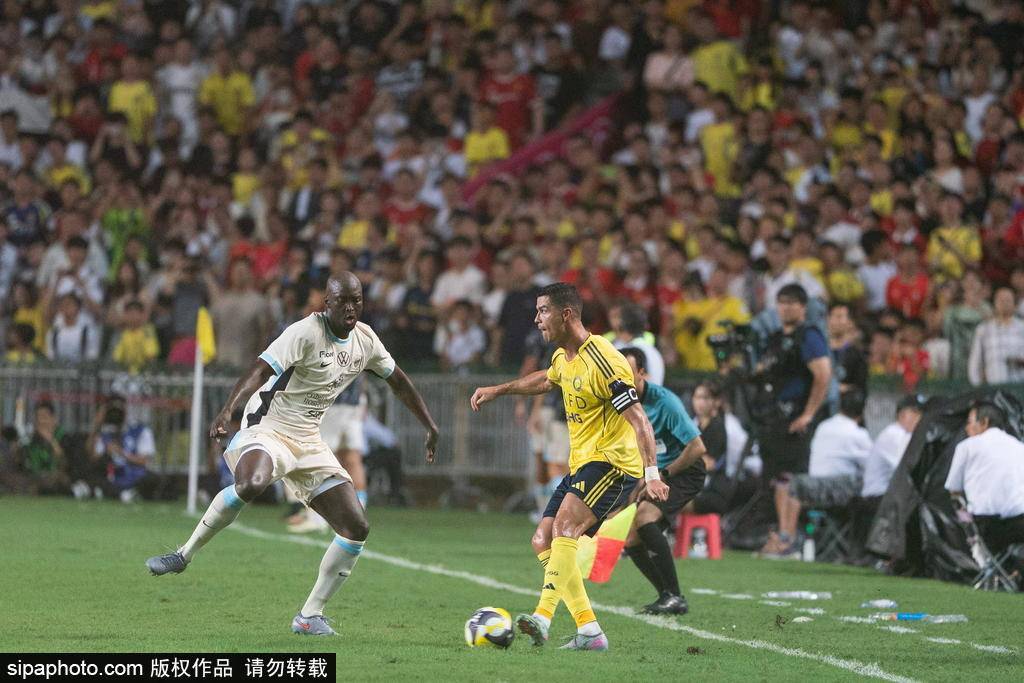 河南酒祖杜康4-0大胜大连英博：战术解析与球员故事
