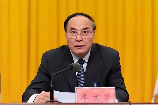 中央委员、正部级干部落马！10天内，这个市有6人被查