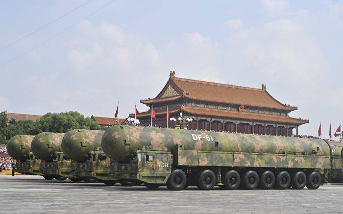 金灿荣：美日想跟解放军对攻，这是在找死