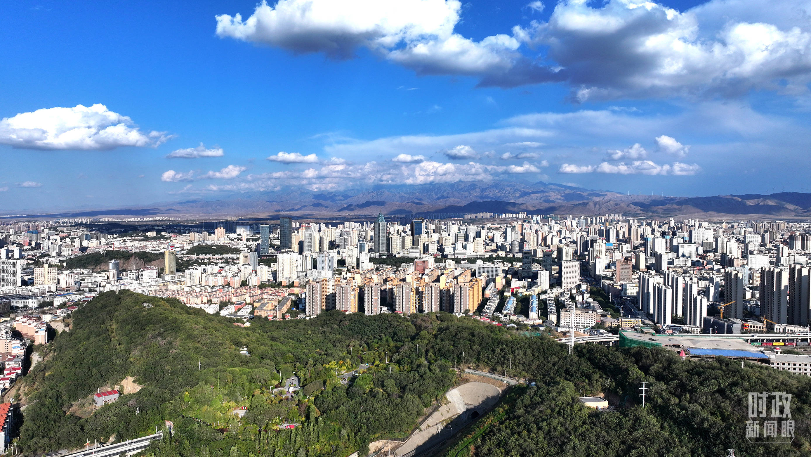 时政新闻眼丨历史性的新疆之行开启，传递哪些重要信息