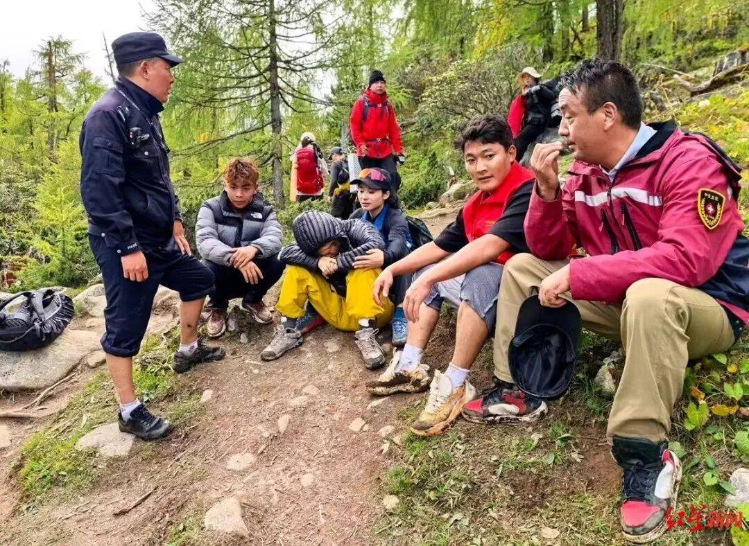 女孩在海拔4700米甘孜党岭严重高反，找到时呼吸困难已陷入半昏迷