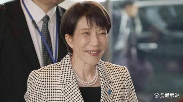 被中朝韩轮番警告，高市服软求饶，连夜联系中国，要敲开合作大门