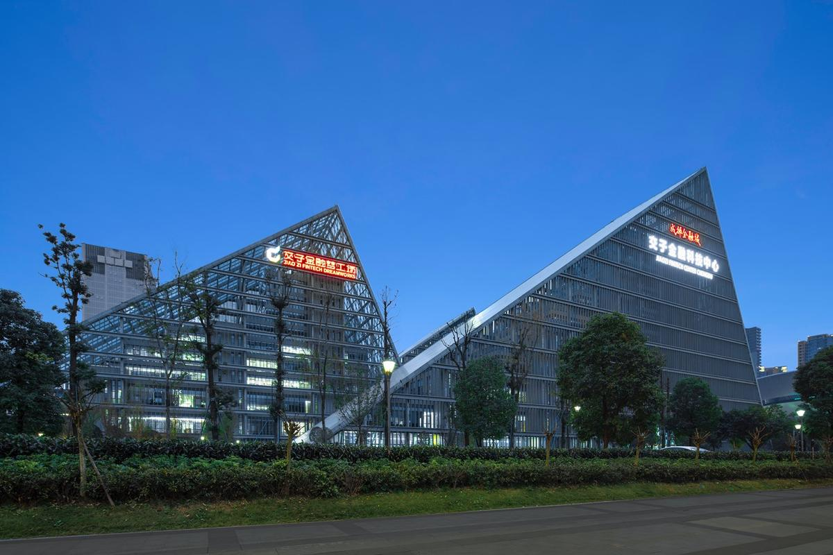 区块链产业(区块链产业可以划分为币圈和链圈两种)